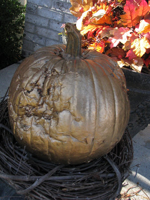 Time to ditch my gaudy gold pumpkins