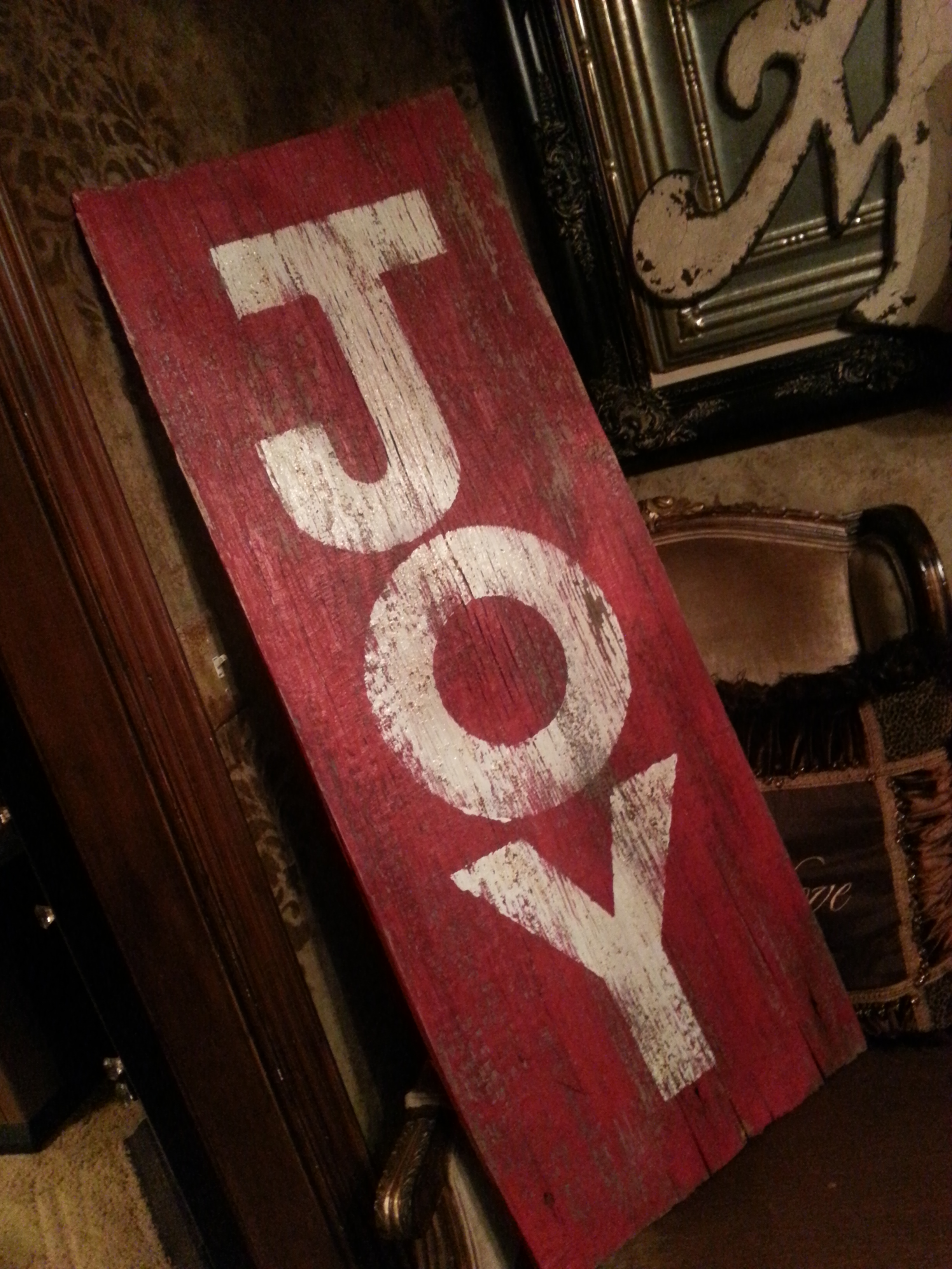Hey, you still have time to make a Christmas sign out of barnwood
