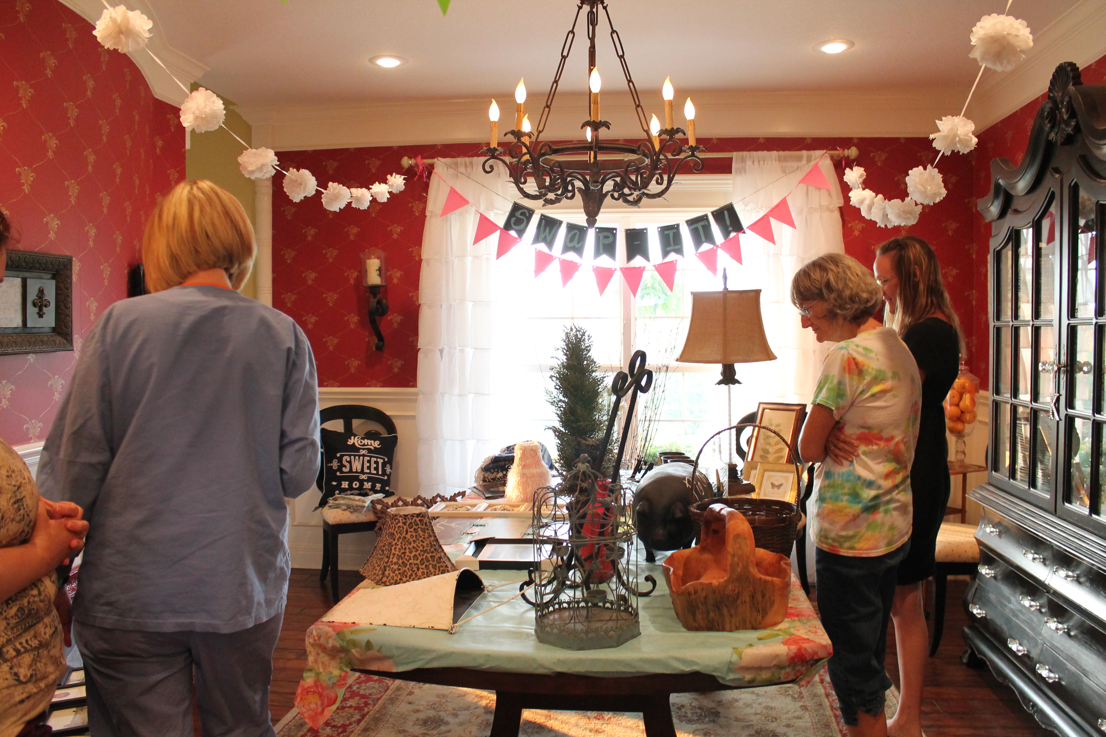 Our first ever…. DECOR SWAP Party!